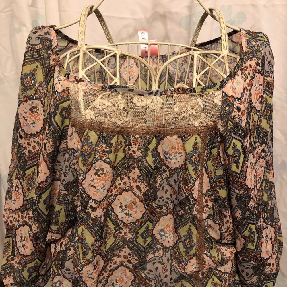 Floral blouse